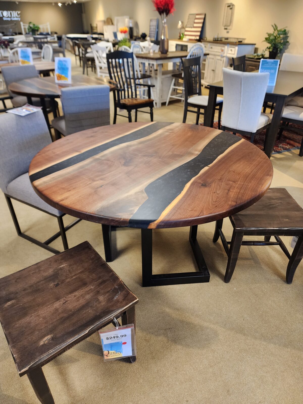 Round Black Walnut and Black Resin Table 1