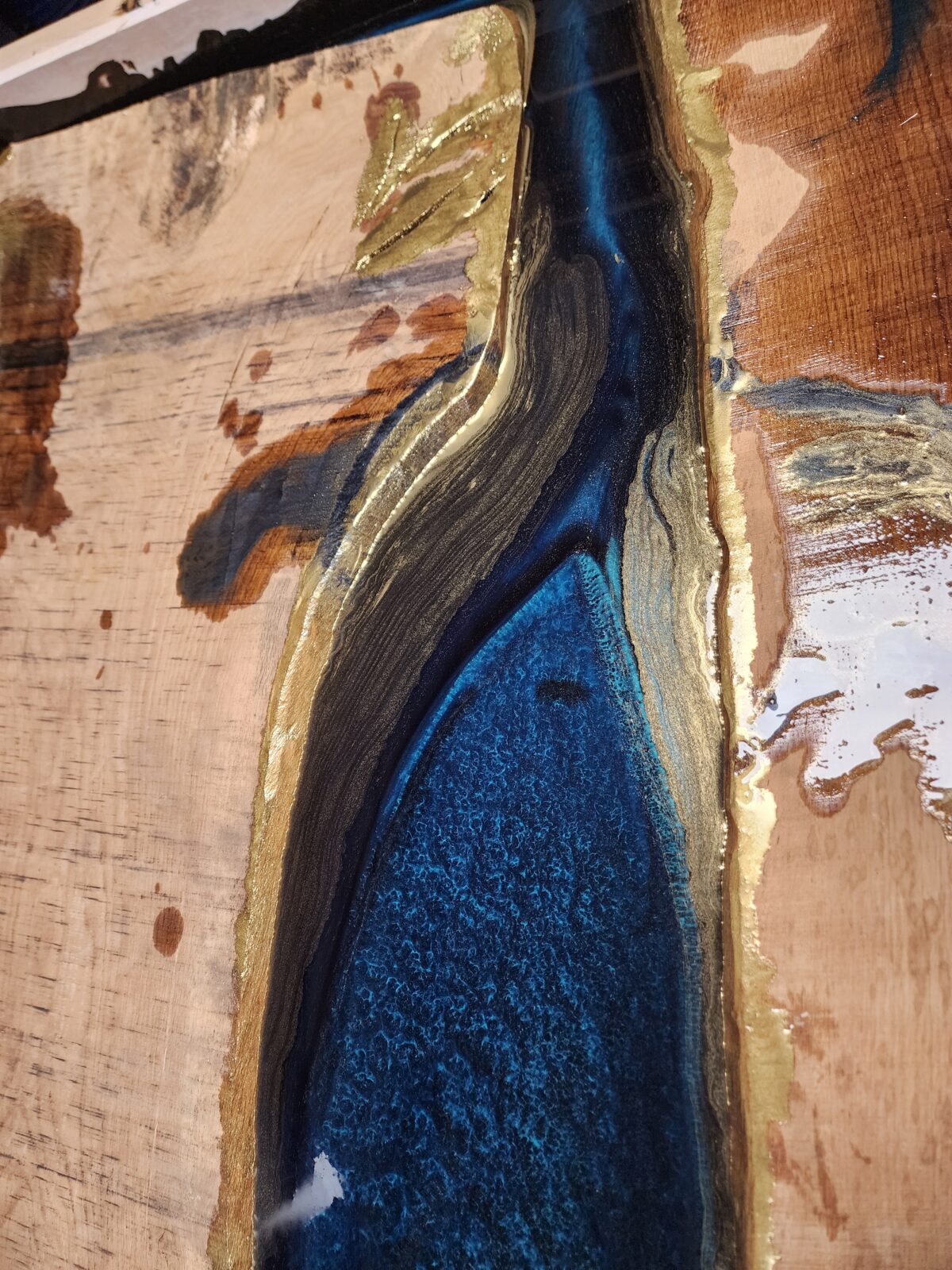 Oak and Nebula Blue and Gold - Image 3